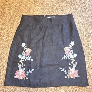 THML Black Skirt Womens Small Embroidered Floral Straight Back Zipper